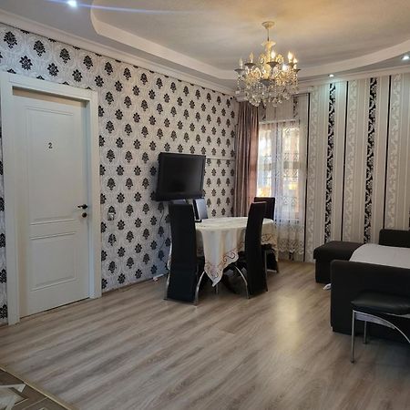 Guesthouse Sabina Tbilisi Buitenkant foto