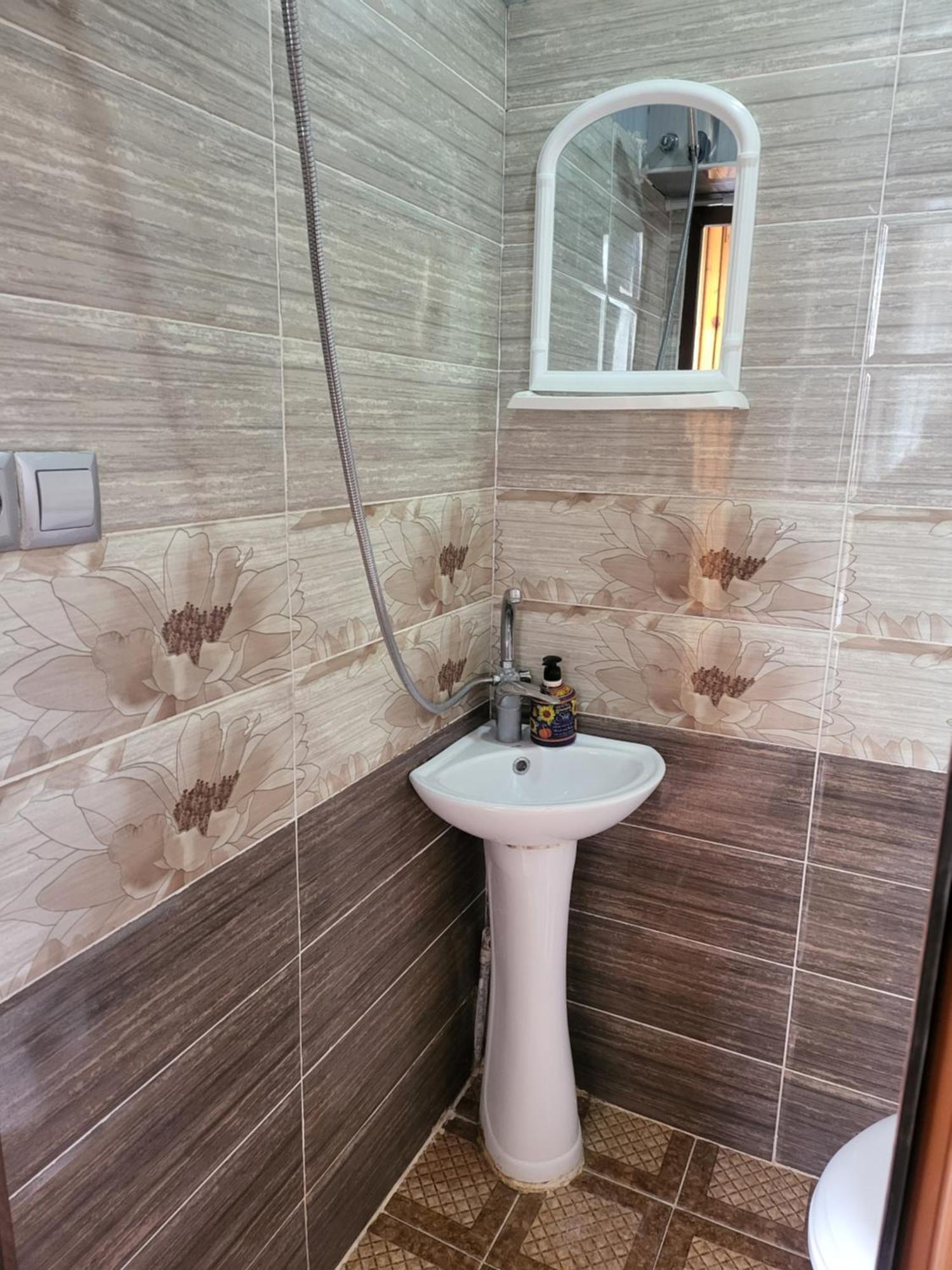 Guesthouse Sabina Tbilisi Buitenkant foto
