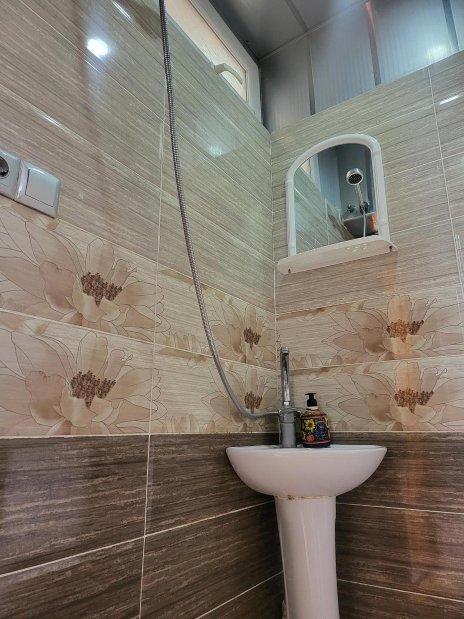 Guesthouse Sabina Tbilisi Buitenkant foto