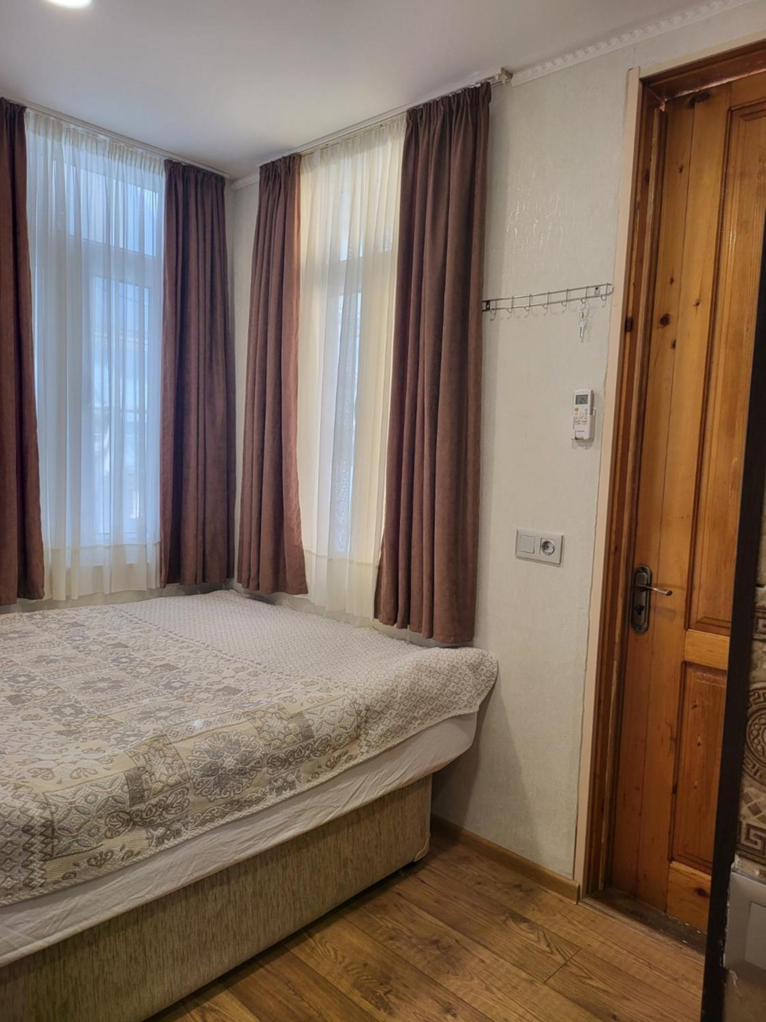 Guesthouse Sabina Tbilisi Buitenkant foto